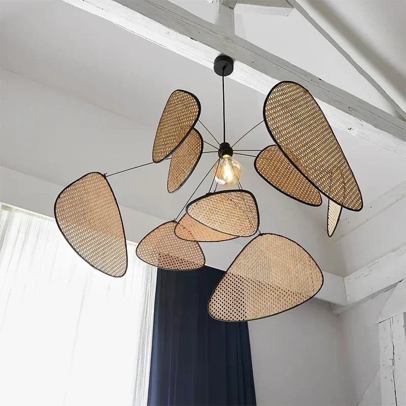 Rattan petal pendant lamp